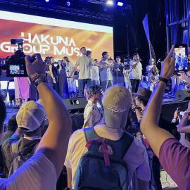 La plaza Martim Moniz de Lisboa se ha convertido en esta JMJ en el "Parque Cristonautas".- Cristina Cabrejas / EFE