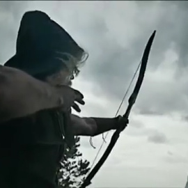 La serie 'Arrow' podría dar el salto a la gran pantalla