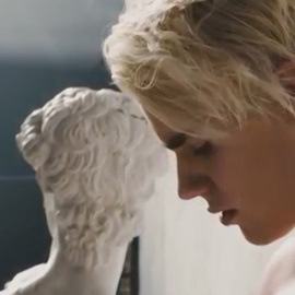 Bieber defiende a Hailey con un contundente mensaje en Instagram