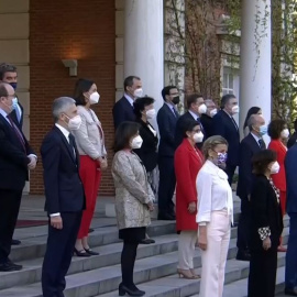 El nuevo Ejecutivo posa en la escalinata de Moncloa