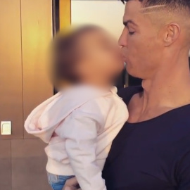 Georgina comparte el vídeo más dulce de Cristiano y Alana