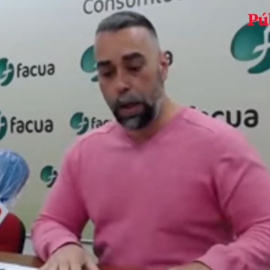 Facua denuncia la venta de camisetas con la foto de la cara de Iglesias ensangrentada en una diana