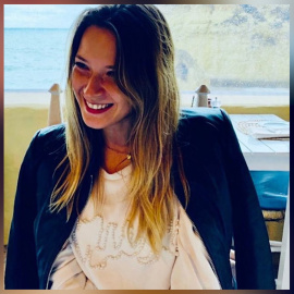 Bustamante felicita el cumpleaños a Yana Olina