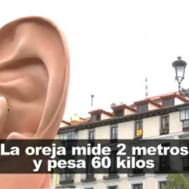 Una oreja gigante para mandar mensajes a los políticos, la nueva iniciativa de Change.org