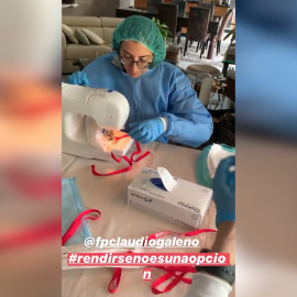 Paz Padilla hace un "taller clandestino" para fabricar mascarillas