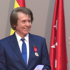 Raphael cumple 76 años en plena forma