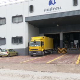 Polígono Fuente del Jarro reemprende "bastante actividad" este martes