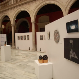 Exposición solidaria 'Artistas contra el hambre'