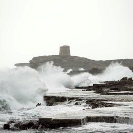 Fuerte oleaje en la zona de Salgar, en el municipio menorquín de Sant Lluis.