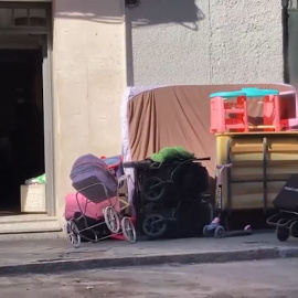 Desahuciada una familia con cuatro menores en Madrid