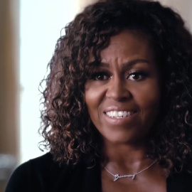 Llega a Netflix documental sobre gira de libros de Michelle Obama, 'Becoming'