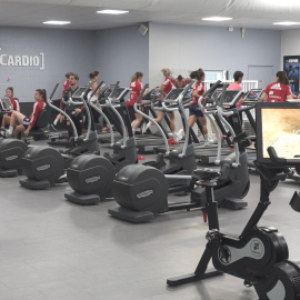 Entrenamiento en gimnasio de la Selección femenina en Francia