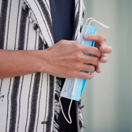 El Gobierno distribuye casi 22 millones de mascarillas quirúrgicas para colectivos vulnerables