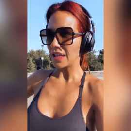 Tamara Gorro da los buenos días bailando y haciendo deporte en la calle