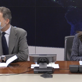 Los Reyes salen de Palacio para visitar la REE