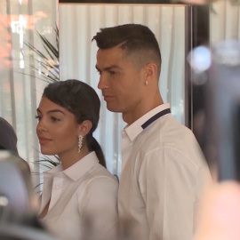 Georgina Rodríguez presume de foto familiar y de piscina climatizada