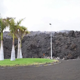 La lava sigue su curso y llega a Todoque