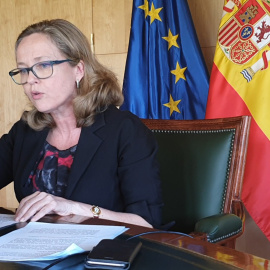 Calviño ve "absurdo" abrir el debate de derogar la reforma laboral
