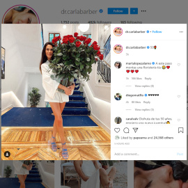 Carla Barber recibe un romántico y misterioso regalo de ¿Diego?