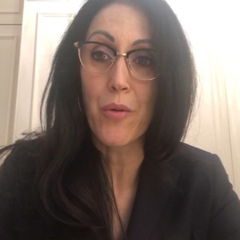 AEHM critica la "falta de diálogo" del Gobierno sobre la desescalada