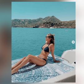 María Pombo disfruta de Mallorca junto a su familia