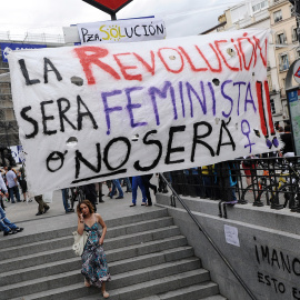 Pancarta desplegada en la Puerta del Sol en los primeros días del movimiento 15-M en Madrid.- DOMINIQUE FAGET / AFP