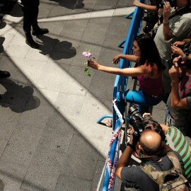  Fotografía: Protestas en la Puerta del Sol el 4 de agosto de 2011.- DANI POZO / AFP