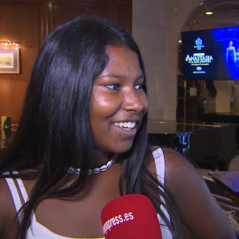 Visitantes de la exposición 'Anastasia y la alta costura'