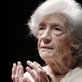 El hilo sobre el machismo que sufrió Ana María Matute, que anima a las mujeres "a no dejarse ningunear"