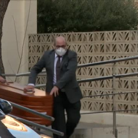 Con más de 1.000 fallecidos en siete días, Ómicron duplica los fallecidos de la sexta ola