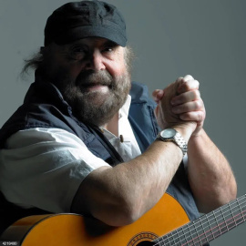 ARCHIVO. El cantautor Carlos Luengo.