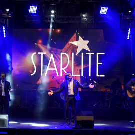 Juan Peña, A Dos Velas y Rosario Mohedano actúan en Starlite