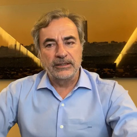 Carlos Sainz relata cómo celebro la victoria del Mundial en 2010