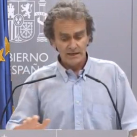 Fernando Simón: "Cuando se inician los síntomas, uno debería de aislarse. Es una cuestión de responsabilidad personal"