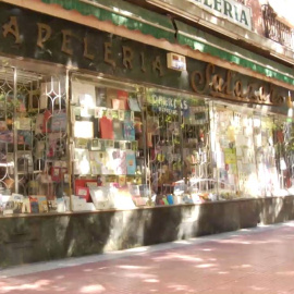 Madrid dice adiós a otro de sus negocios centenarios con el cierre de la papelería Salazar