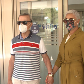 Ana María Aldón recibe el alta hospitalaria tras su intervención de pecho