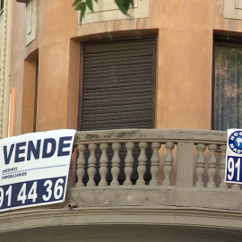 La compraventa de vivienda se desplomó un 53% en mayo