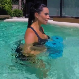 Pilar Rubio se prepara para el parto haciendo ejercicio en la piscina