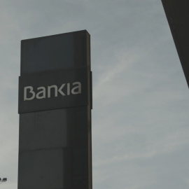 Bankia gana 142 millones hasta junio, un 64% menos