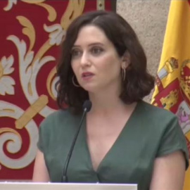 Isabel Díaz Ayuso vuelve a defender la 'cartilla covid-19'