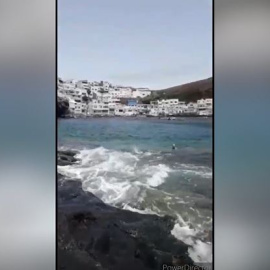 Plastiman, el héroe que recoge tus mascarillas y guantes del suelo