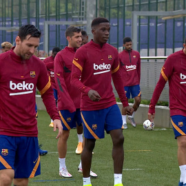 Messi y Coutinho superan los test y entrenan con el grupo