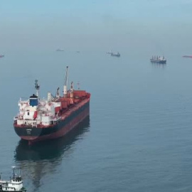 Los tres primeros barcos con cereal salen de Ucrania hacia Estambul pese a la negativa rusa