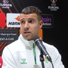 El Betis llega lanzado al derbi tras el triunfo ante el Helsinki (3-0)