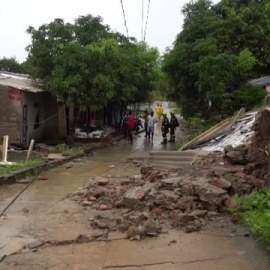 Las intensas lluvias provocan corrimientos de tierra en el norte de Colombia