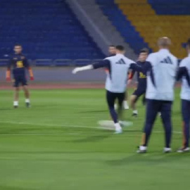 La selección española de fútbol se entrena en Amán preparando el partido de mañana ante Jordania