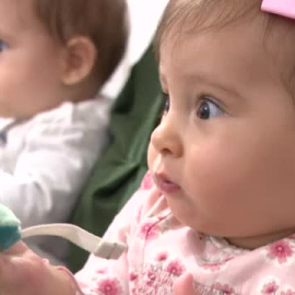 Parto diferido de 9 días entre uno y otro bebé: "Me dijeron que yo era la mejor incubadora"