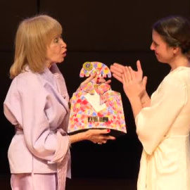 De la Vega: "Es intolerable qu,e en un país democrático, se genere violencia política en el Parlamento"