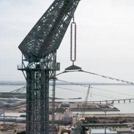 Endesa renueva 15.000 metros de cableado de las torres de la Bahía de Cádiz