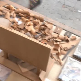 Toda una vida dedicada al difícil arte de fabricar guitarras